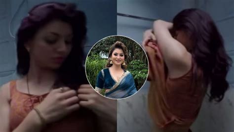 Urvashi Rautelas Bathroom Video goes Viral